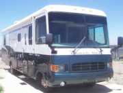 34ft Class A Motorhome Newmar Dutchstar w/Slide motorhome rentalusa