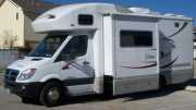 Class C Motor Home - 1 Slide 24J (Diesel) 24' rv rental - usa