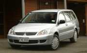 IWARM - Mitsubishi Lancer ES Wagon car hire - new zealand