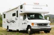 29 - 31 ft Class C Motorhome with slide out motorhome rentalusa