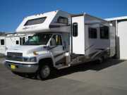 Class C15 34ft Gulf Stream Conquest /Slide out rv rental - usa
