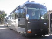 39ft Class A Diesel Pusher Fleetwood Discovery 3SL motorhome rentalusa