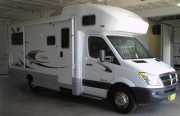Class C32 24ft Winnebago View Diesel /Slide out rv rental - usa